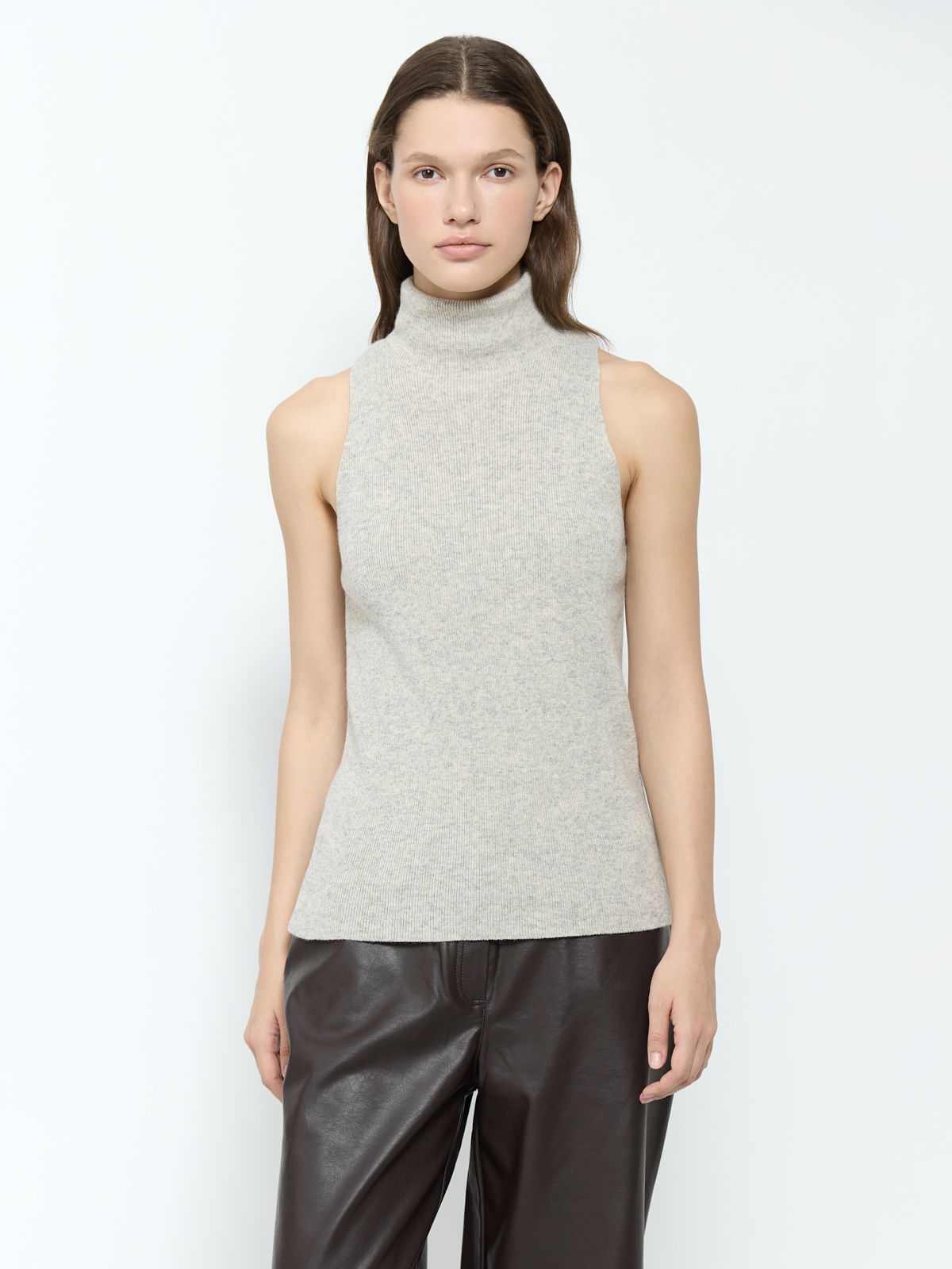 Джемпер без рукавов из смесового кашемира светло-серый - фото 1. Around