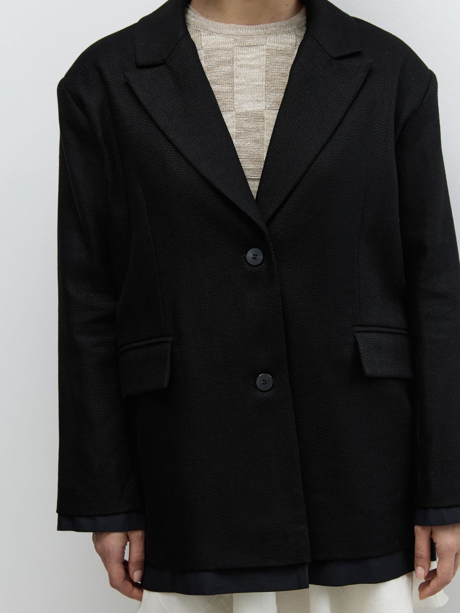 Жакет изо льна с имитацией рубашки черный - фото 6. Around