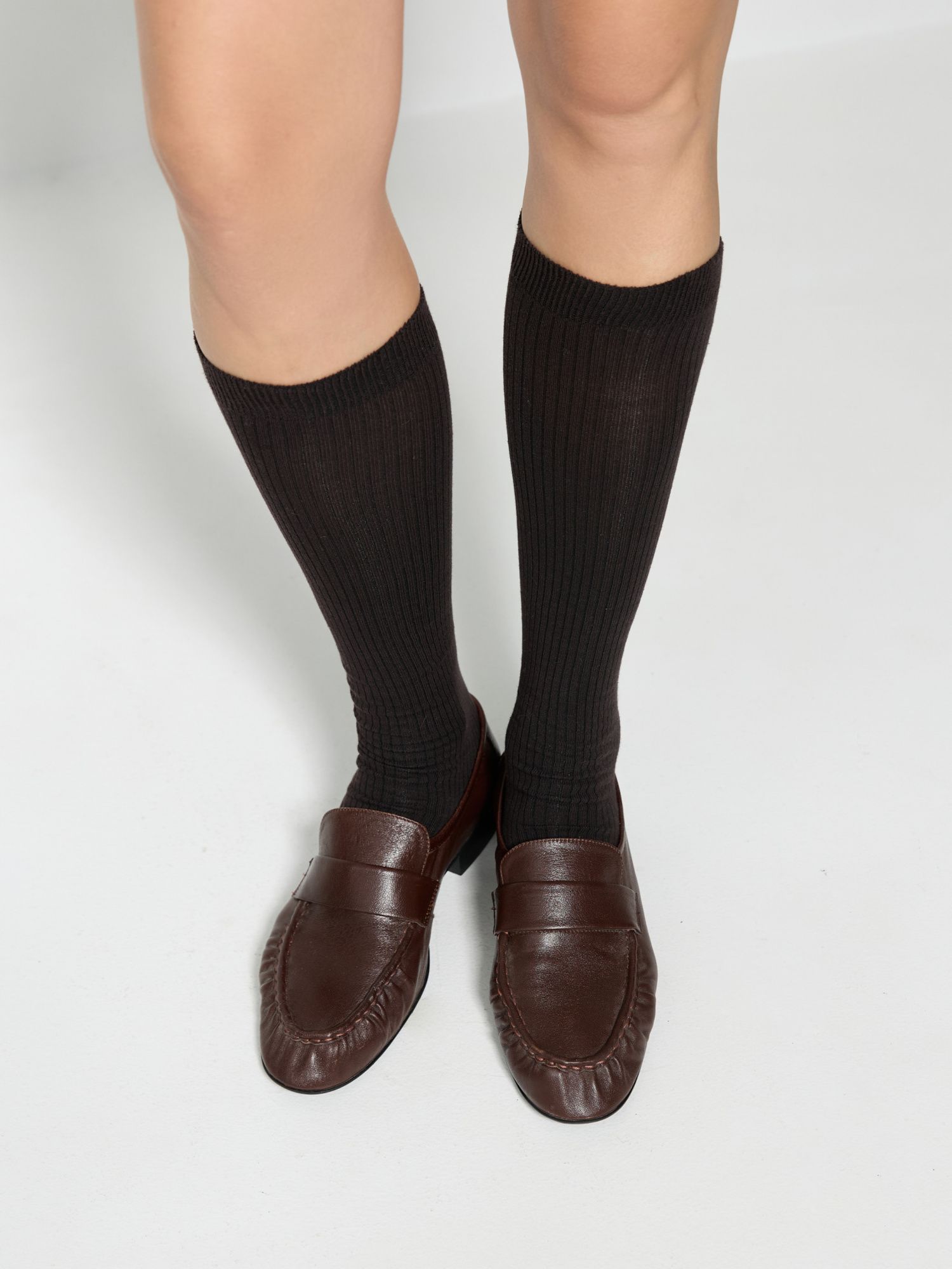 Гольфы из хлопка коричневый - фото 1. Around