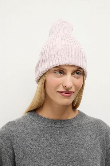 Шапка из шерсти мериноса в резинку