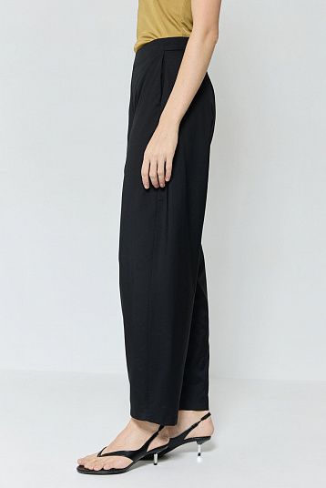 Брюки из тонкой шерсти черный