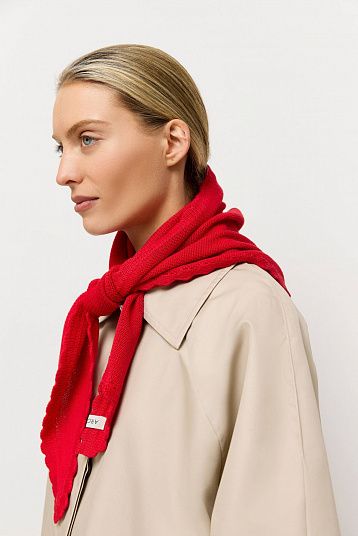 Косынка с фигурным краем