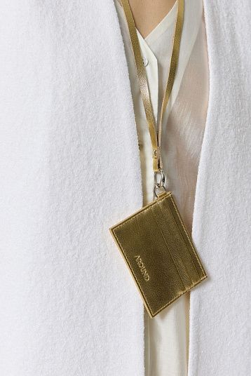 Картхолдер со съемным ремешком из кожи золотой