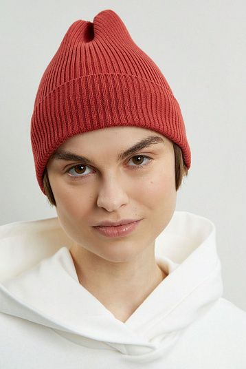 Шапка из хлопка в резинку