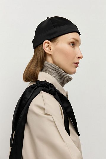 Шопер из атласа черный