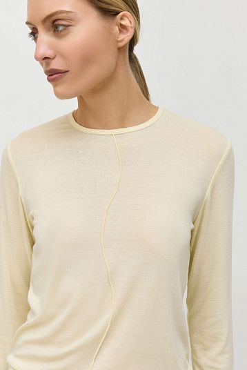 Лонгслив с рельефным швом лимонный