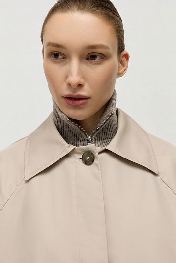 Плащ серо-бежевый