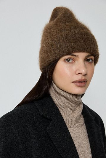 Шапка из альпаки коричневый