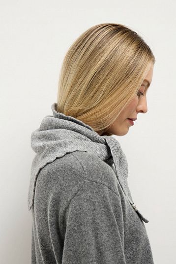 Косынка из смесового кашемира с фигурным краем