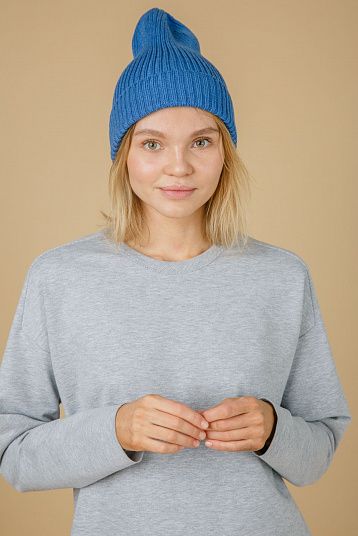 Шапка из шерсти мериноса в резинку