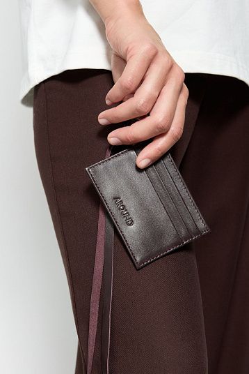 Картхолдер со съемным ремешком из кожи винный