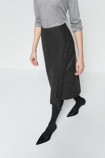 Юбка из шарфа графит