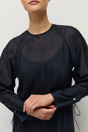 Платье с завязками из вуали