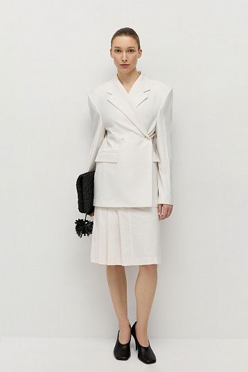 Жакет двубортный