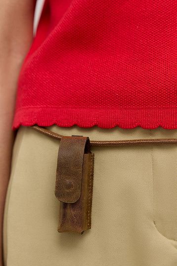 Джемпер-футболка с фигурным краем красный