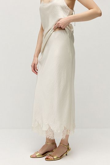 Юбка с кружевом