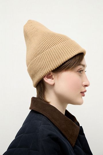 Шапка из смесовой шерсти